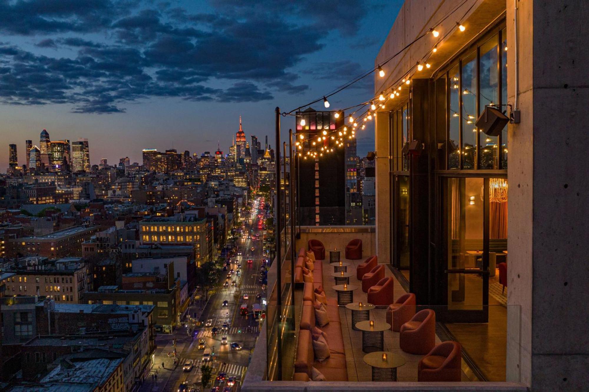 Moxy Nyc Lower East Side Нью-Йорк Экстерьер фото
